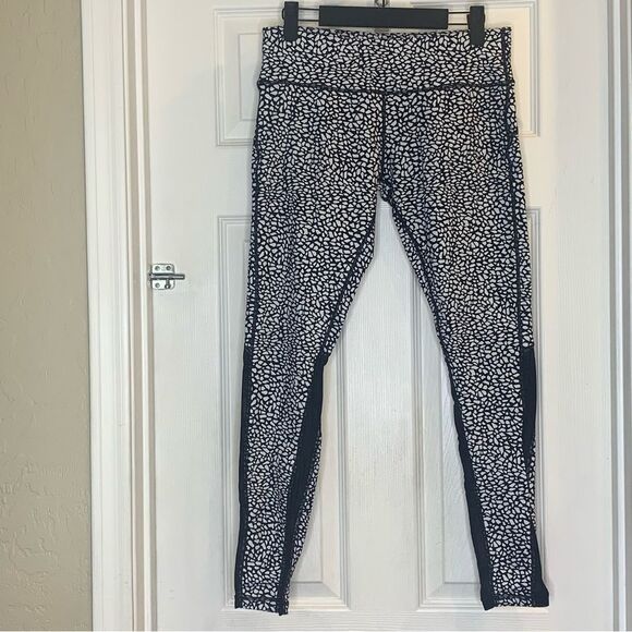Lululemon Run Inspire Zipper Pocket Black White Leggings Size 10 - Picture 1 of 12